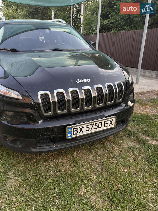 Позашляховик / Кросовер Jeep Cherokee 2015 в Хмельницькому фото 32 Позашляховик / Кросовер Jeep Cherokee 2015 в Хмельницькому
