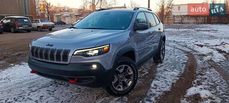 Внедорожник / Кроссовер Jeep Cherokee 2018 в Львове
