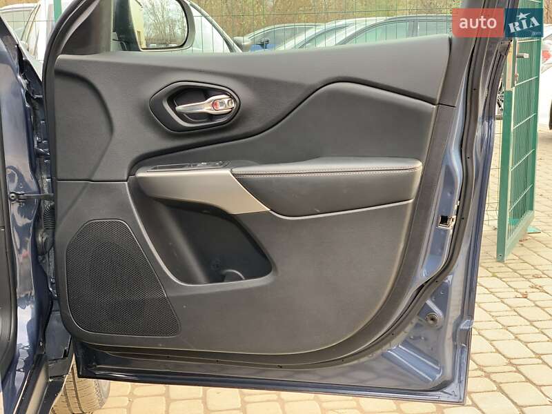 Позашляховик / Кросовер Jeep Cherokee 2021 в Бердичеві