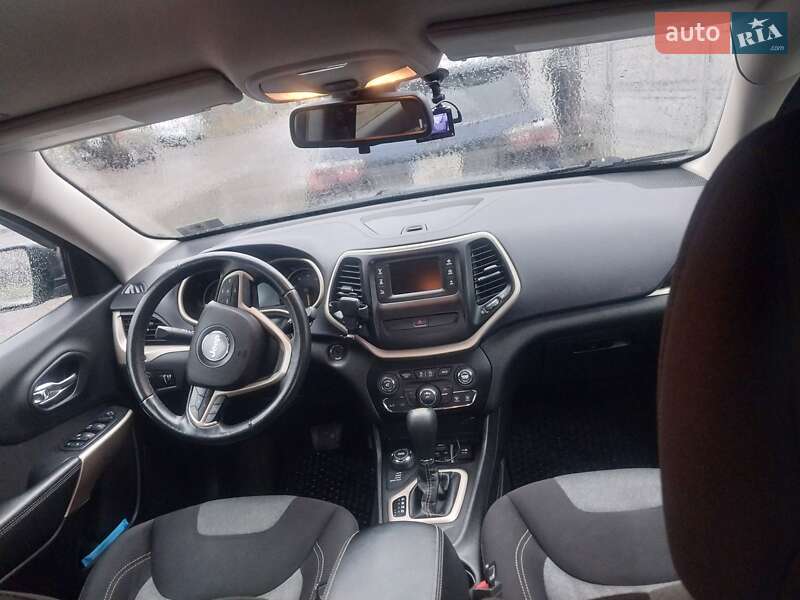 Позашляховик / Кросовер Jeep Cherokee 2017 в Чернігові