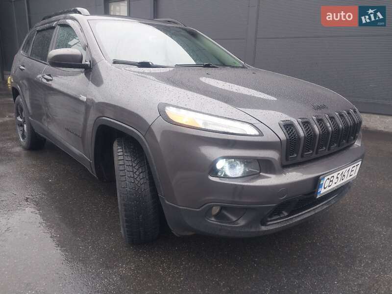 Позашляховик / Кросовер Jeep Cherokee 2017 в Чернігові