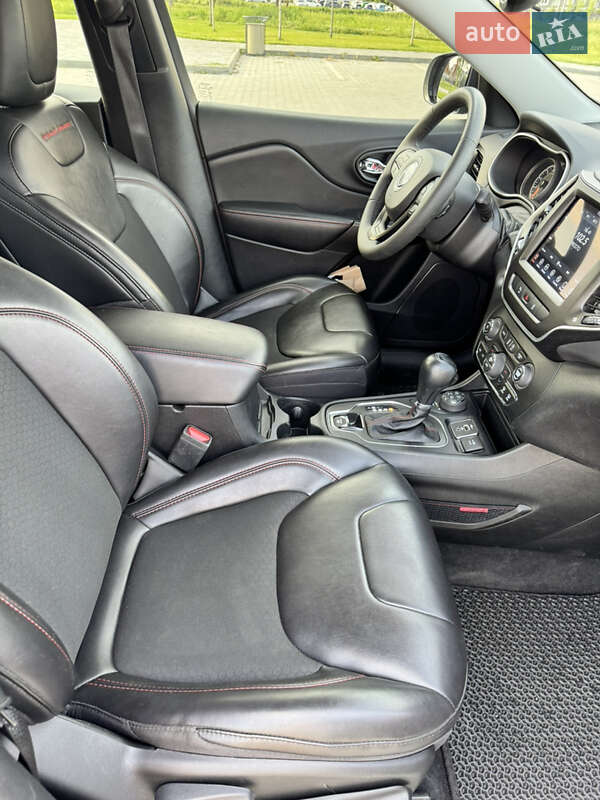 Внедорожник / Кроссовер Jeep Cherokee 2021 в Киеве фото 24 Внедорожник / Кроссовер Jeep Cherokee 2021 в Киеве