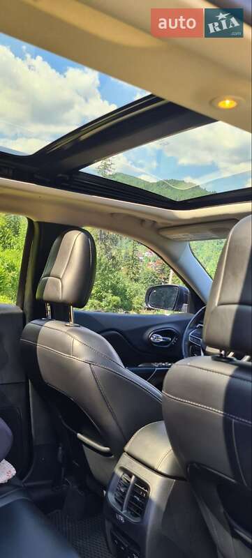 Позашляховик / Кросовер Jeep Cherokee 2019 в Івано-Франківську