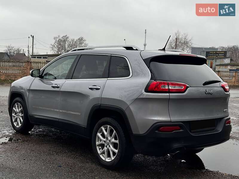 Позашляховик / Кросовер Jeep Cherokee 2015 в Охтирці
