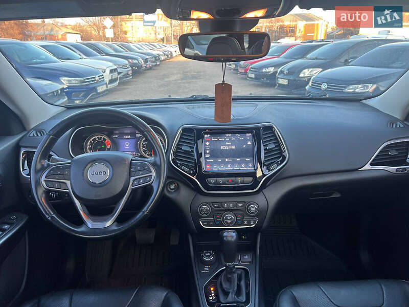 Внедорожник / Кроссовер Jeep Cherokee 2020 в Полтаве