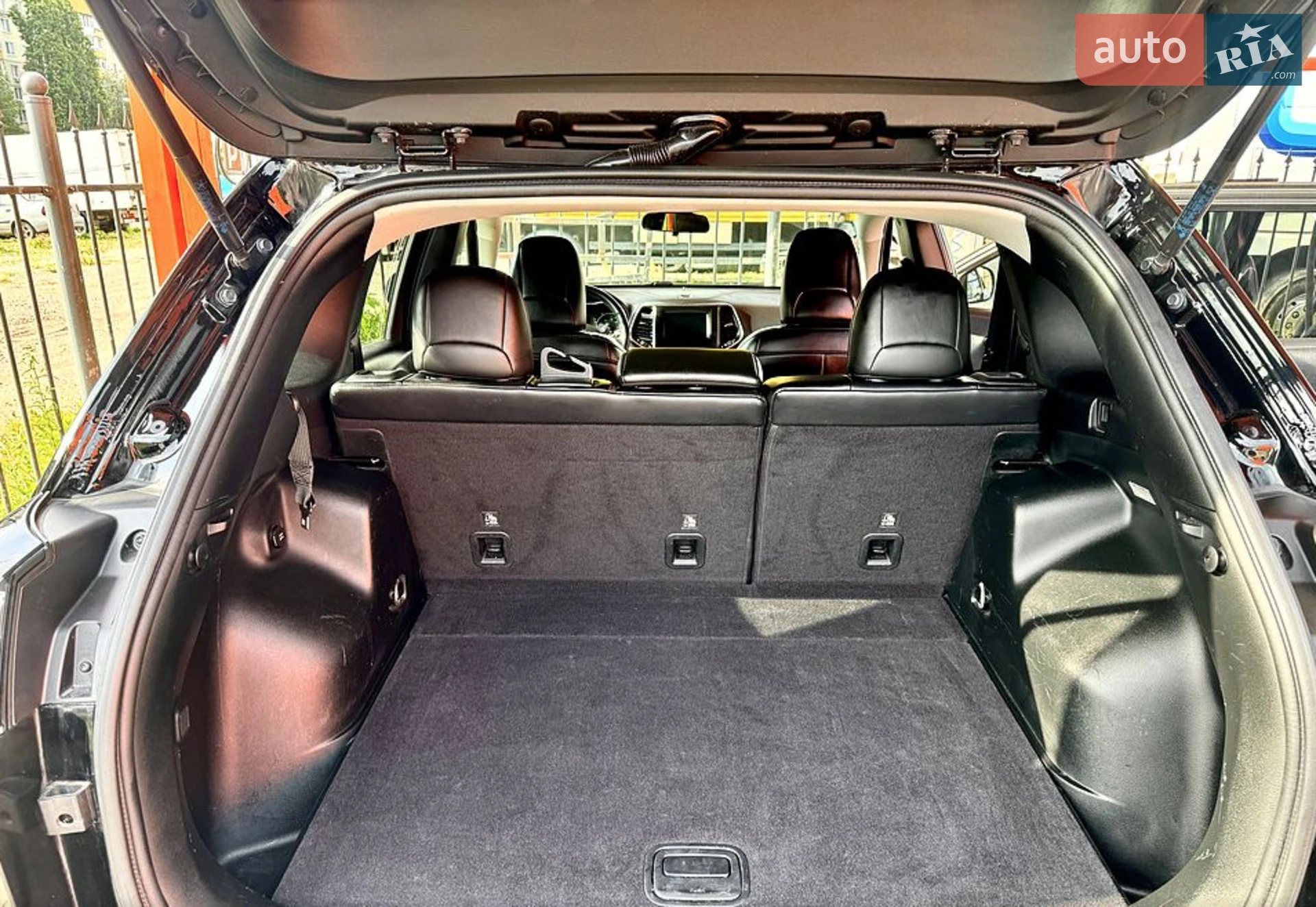 2018 Jeep Cherokee - мініатюра 10
