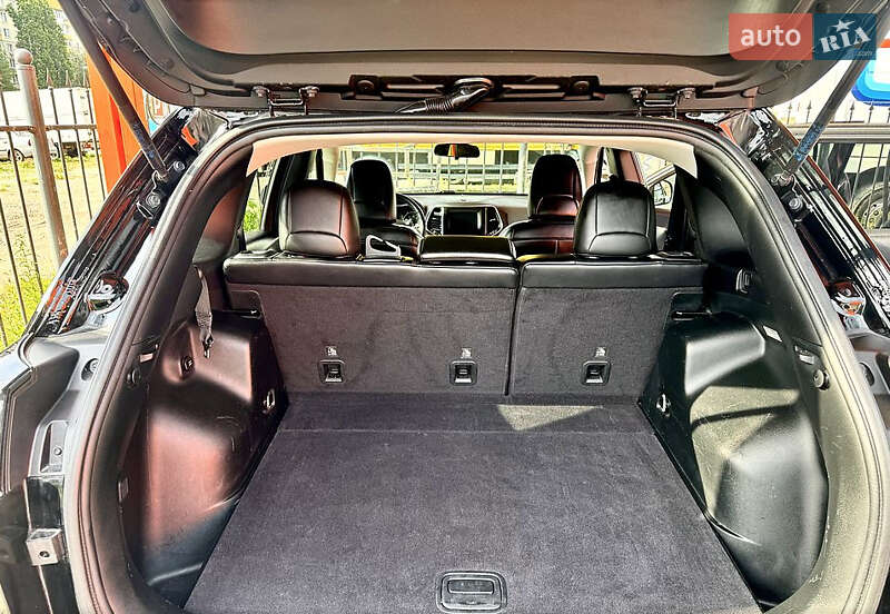 Внедорожник / Кроссовер Jeep Cherokee 2018 в Броварах