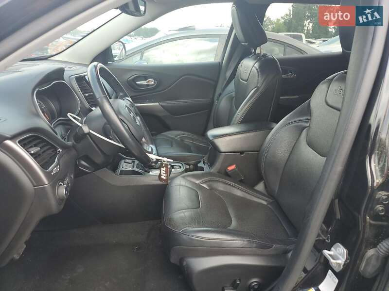 Внедорожник / Кроссовер Jeep Cherokee 2020 в Житомире