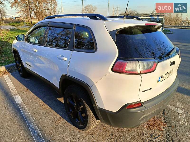 Внедорожник / Кроссовер Jeep Cherokee 2018 в Вышгороде