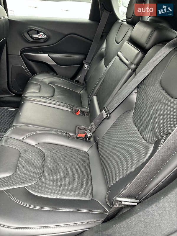 Позашляховик / Кросовер Jeep Cherokee 2018 в Івано-Франківську