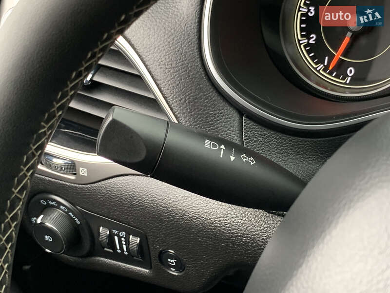 Внедорожник / Кроссовер Jeep Cherokee 2021 в Бердичеве