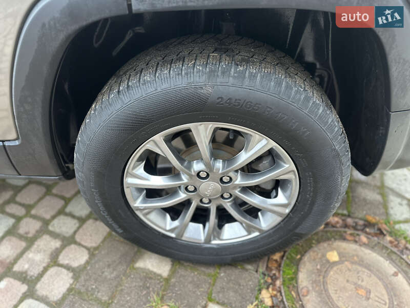 Внедорожник / Кроссовер Jeep Cherokee 2018 в Ивано-Франковске