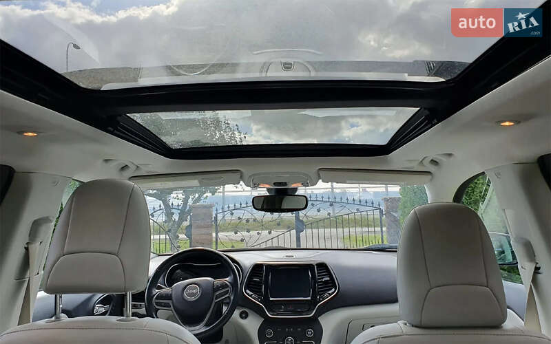 Внедорожник / Кроссовер Jeep Cherokee 2020 в Львове