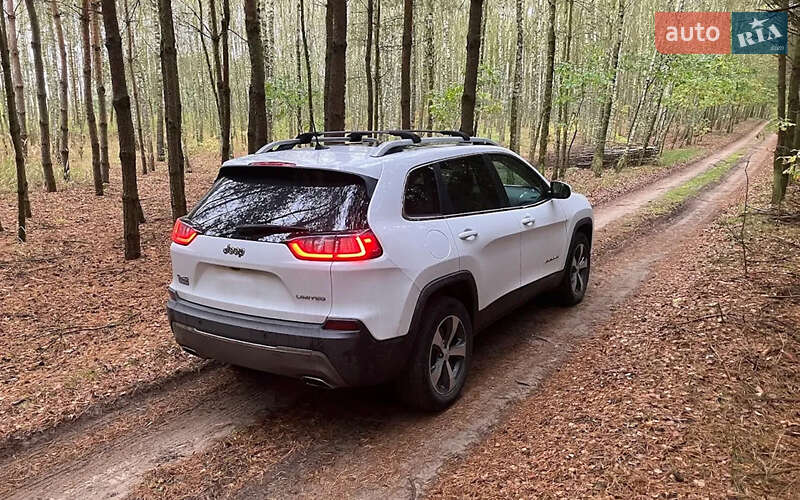 Внедорожник / Кроссовер Jeep Cherokee 2020 в Львове