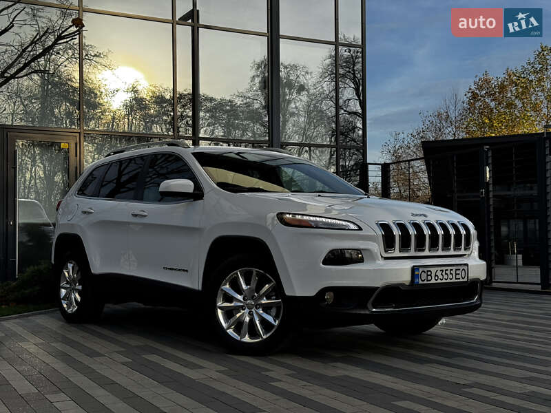 Внедорожник / Кроссовер Jeep Cherokee 2016 в Киеве