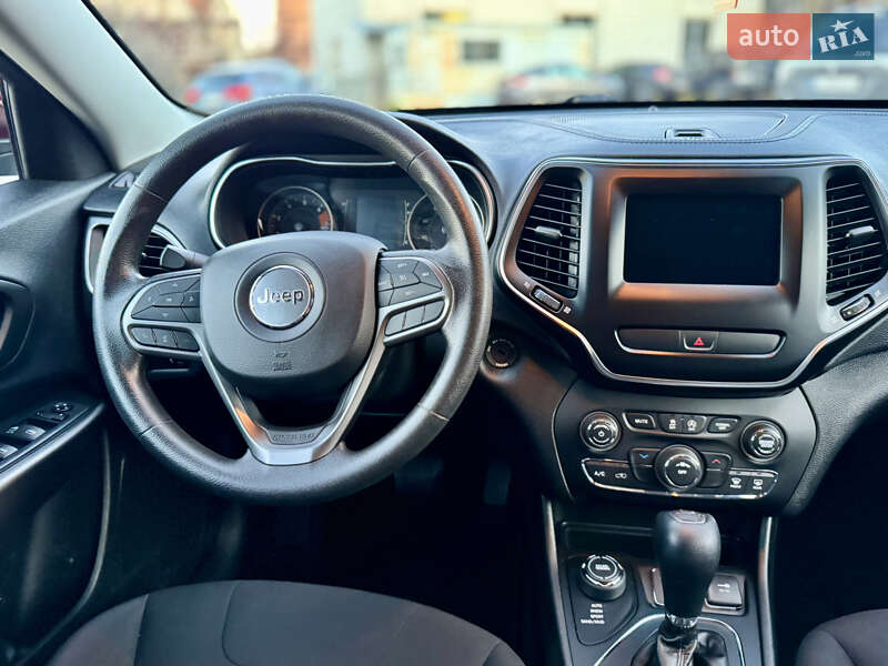 Позашляховик / Кросовер Jeep Cherokee 2019 в Львові