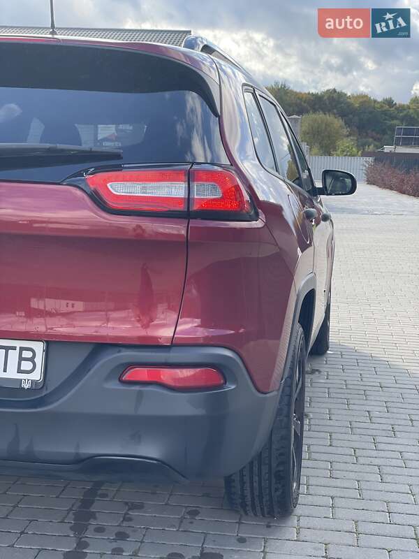Внедорожник / Кроссовер Jeep Cherokee 2016 в Ременове фото 7 Внедорожник / Кроссовер Jeep Cherokee 2016 в Ременове