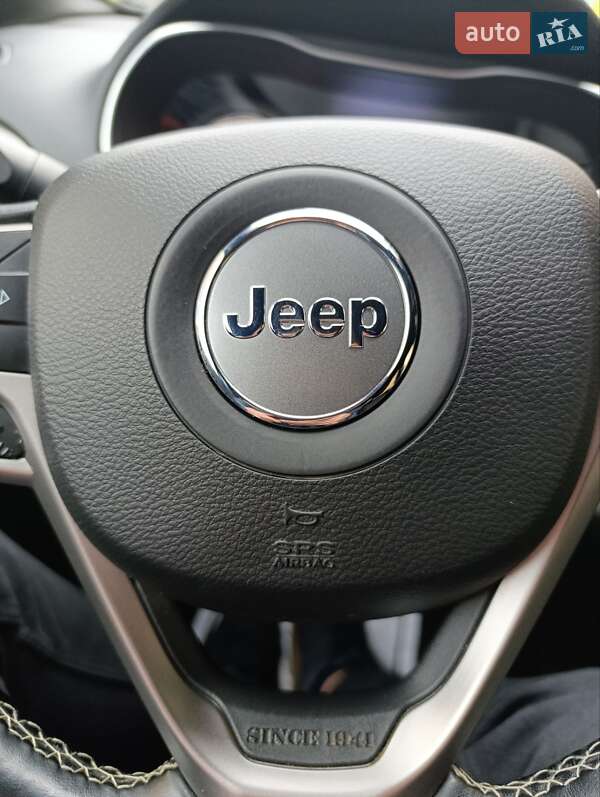 Внедорожник / Кроссовер Jeep Cherokee 2021 в Киеве
