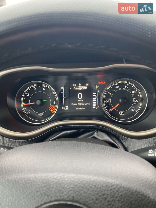 Позашляховик / Кросовер Jeep Cherokee 2014 в Рівному фото 19 Позашляховик / Кросовер Jeep Cherokee 2014 в Рівному