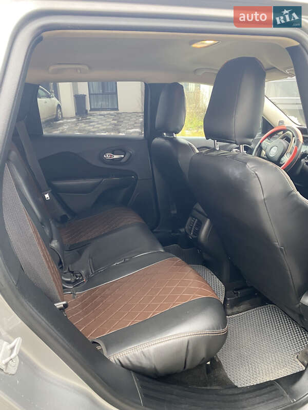 Позашляховик / Кросовер Jeep Cherokee 2014 в Рівному фото 23 Позашляховик / Кросовер Jeep Cherokee 2014 в Рівному