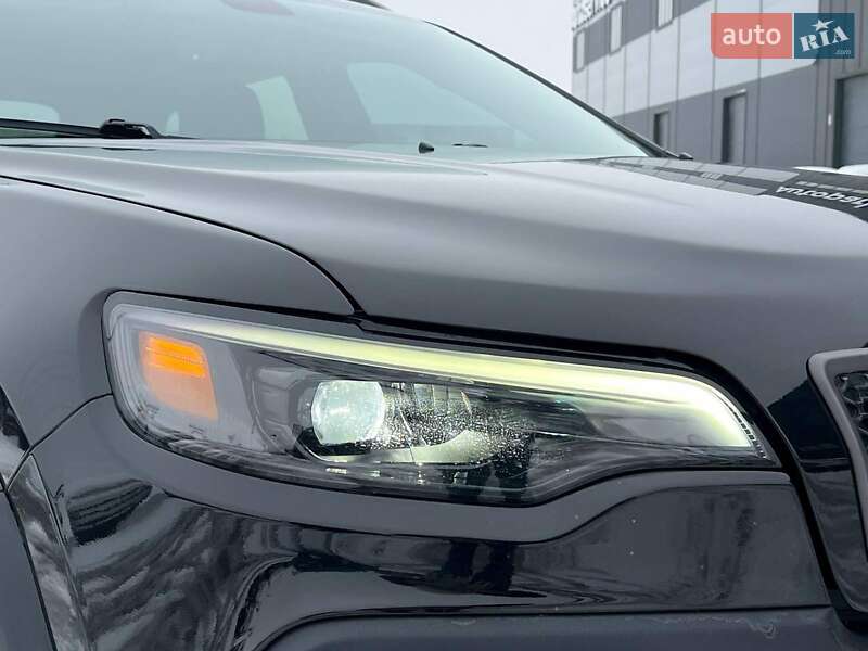 Внедорожник / Кроссовер Jeep Cherokee 2019 в Львове фото 13 Внедорожник / Кроссовер Jeep Cherokee 2019 в Львове