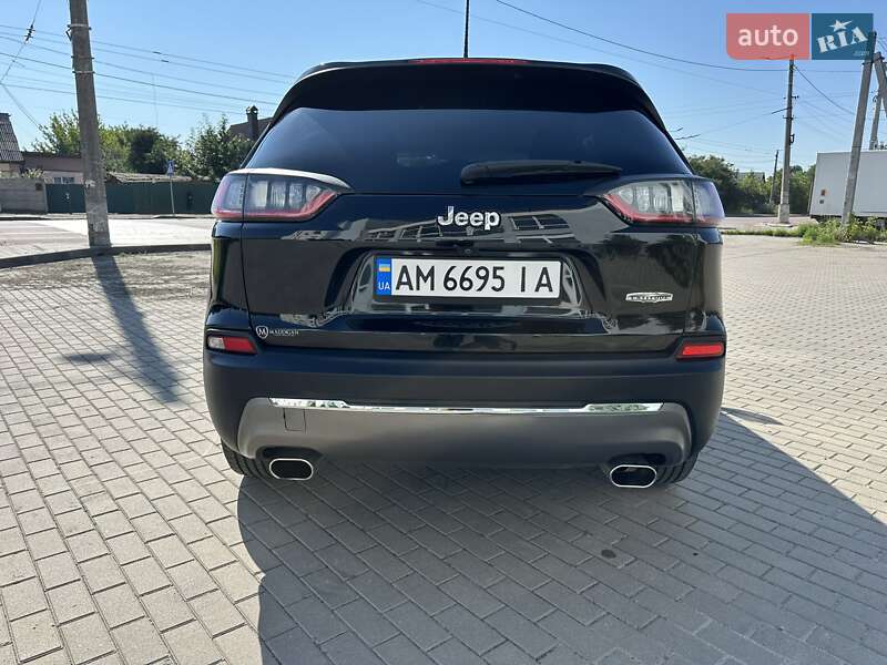 Внедорожник / Кроссовер Jeep Cherokee 2018 в Житомире