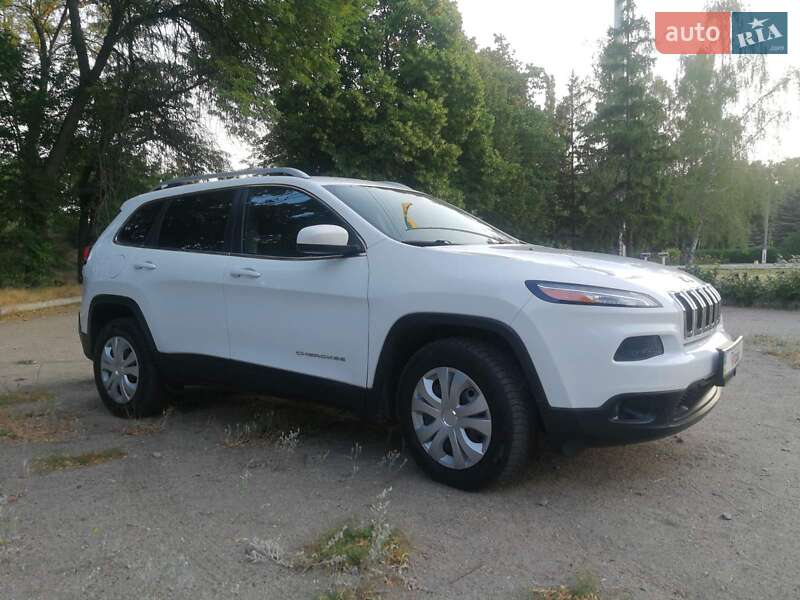 Позашляховик / Кросовер Jeep Cherokee 2015 в Кропивницькому