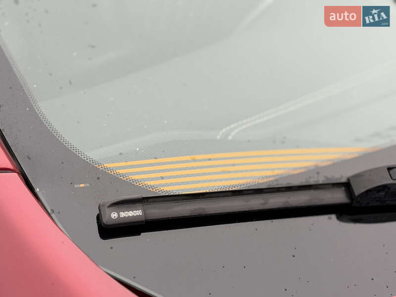 Внедорожник / Кроссовер Jeep Cherokee 2015 в Виннице