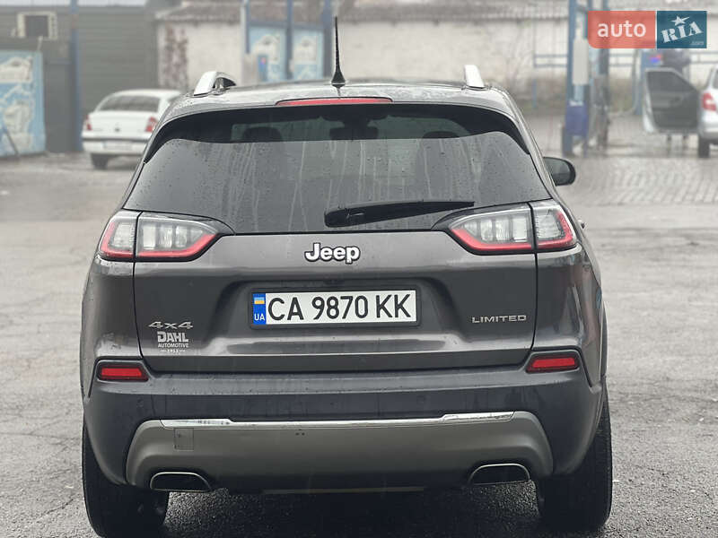Позашляховик / Кросовер Jeep Cherokee 2019 в Черкасах