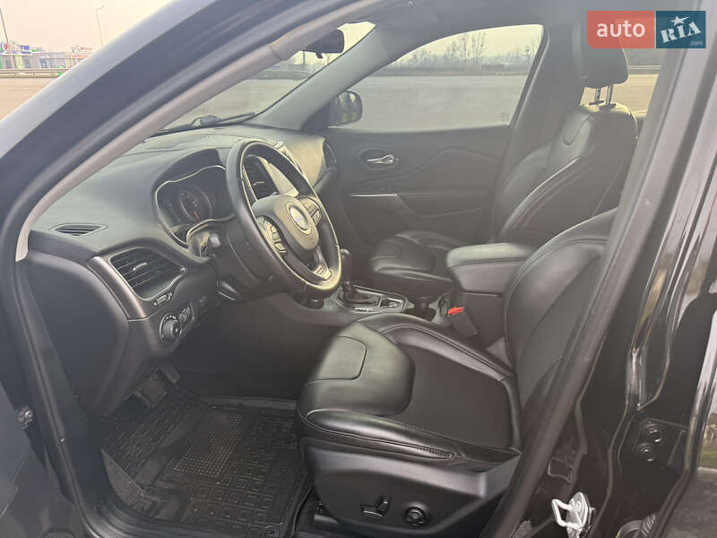 Внедорожник / Кроссовер Jeep Cherokee 2018 в Полтаве фото 27 Внедорожник / Кроссовер Jeep Cherokee 2018 в Полтаве