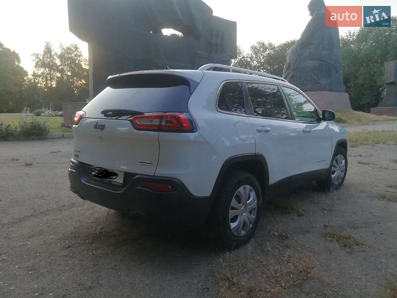 Позашляховик / Кросовер Jeep Cherokee 2015 в Кропивницькому
