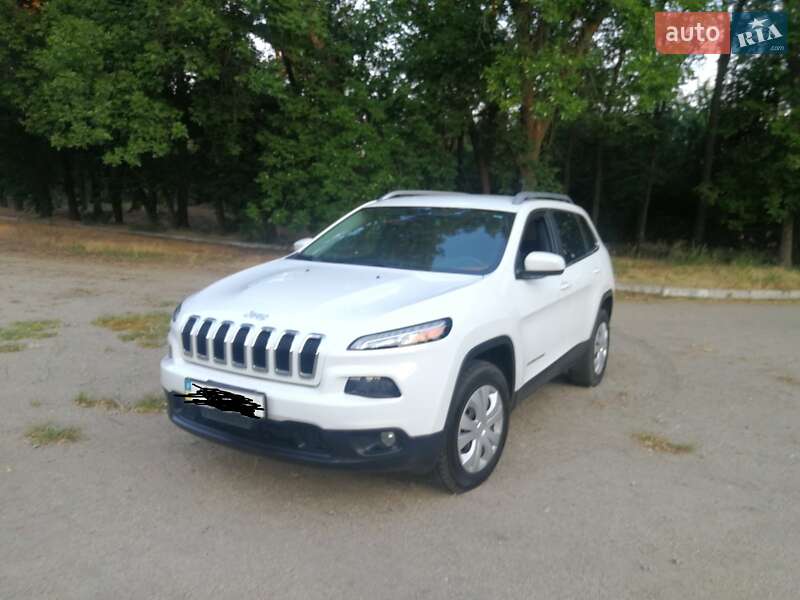 Позашляховик / Кросовер Jeep Cherokee 2015 в Кропивницькому