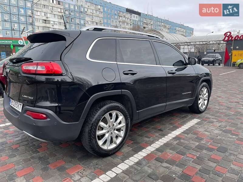 Внедорожник / Кроссовер Jeep Cherokee 2016 в Днепре