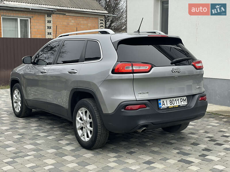 Внедорожник / Кроссовер Jeep Cherokee 2014 в Лубнах