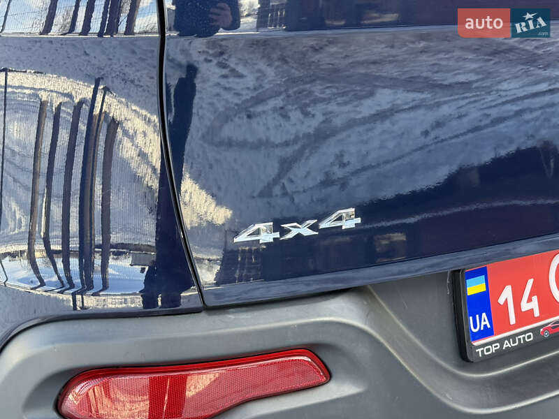 Позашляховик / Кросовер Jeep Cherokee 2015 в Стрию