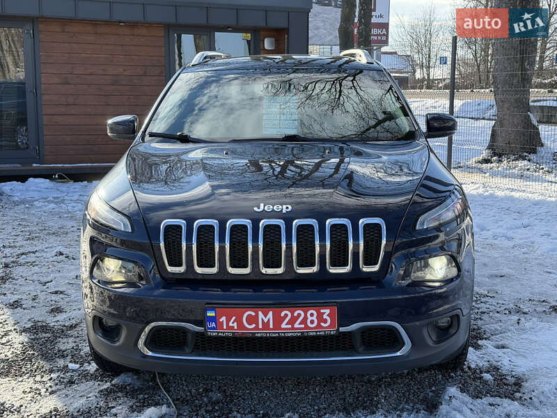 Позашляховик / Кросовер Jeep Cherokee 2015 в Стрию
