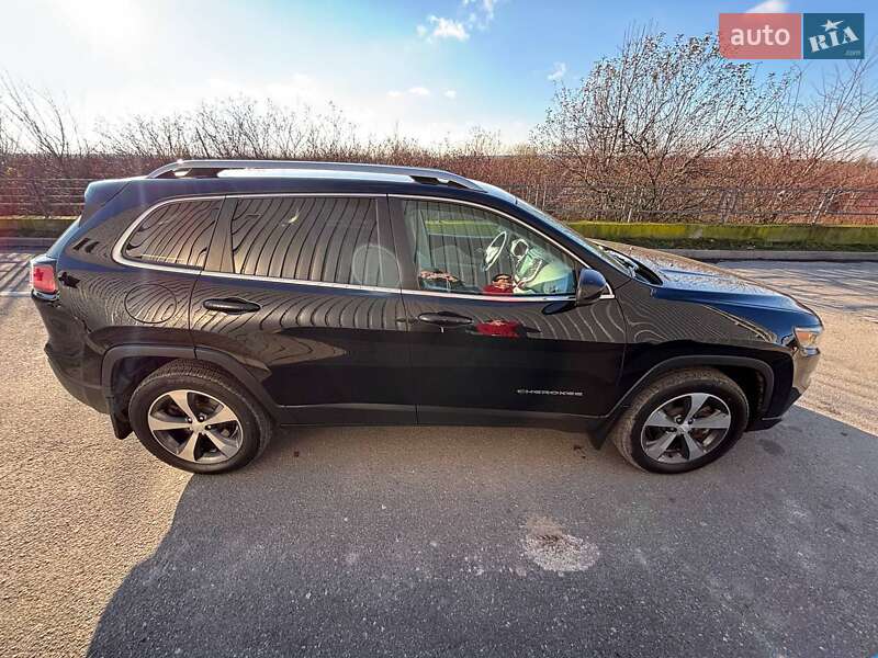 Позашляховик / Кросовер Jeep Cherokee 2018 в Хотині фото 6 Позашляховик / Кросовер Jeep Cherokee 2018 в Хотині