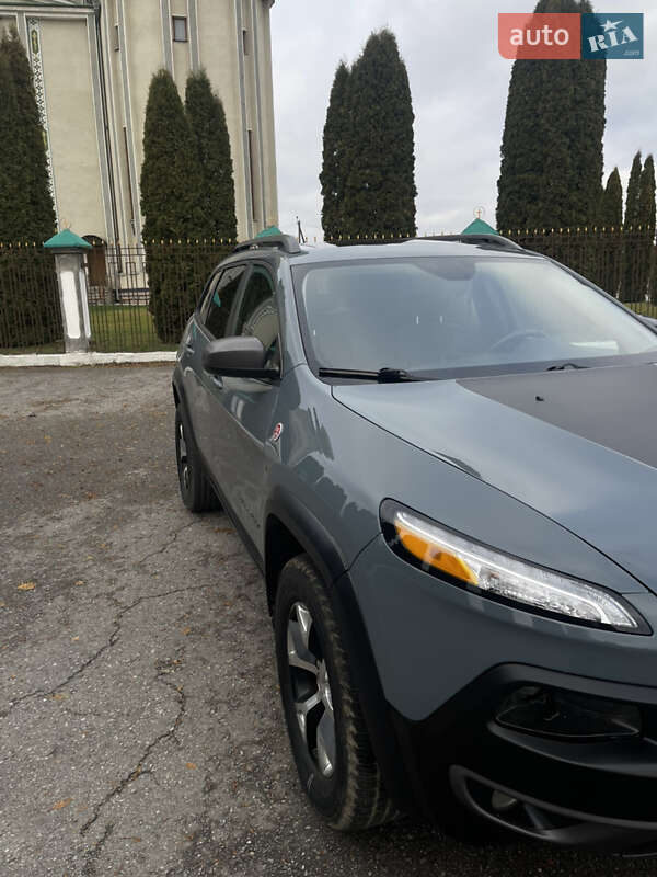 Внедорожник / Кроссовер Jeep Cherokee 2014 в Дубно фото 6 Внедорожник / Кроссовер Jeep Cherokee 2014 в Дубно