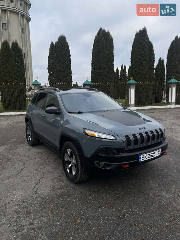 Внедорожник / Кроссовер Jeep Cherokee 2014 в Дубно фото 5 Внедорожник / Кроссовер Jeep Cherokee 2014 в Дубно