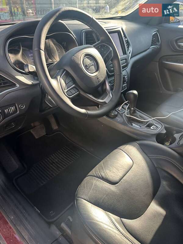 Внедорожник / Кроссовер Jeep Cherokee 2021 в Днепре