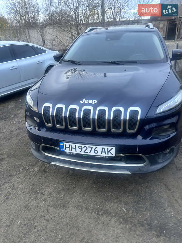 Позашляховик / Кросовер Jeep Cherokee 2015 в Білгороді-Дністровському фото 2 Позашляховик / Кросовер Jeep Cherokee 2015 в Білгороді-Дністровському