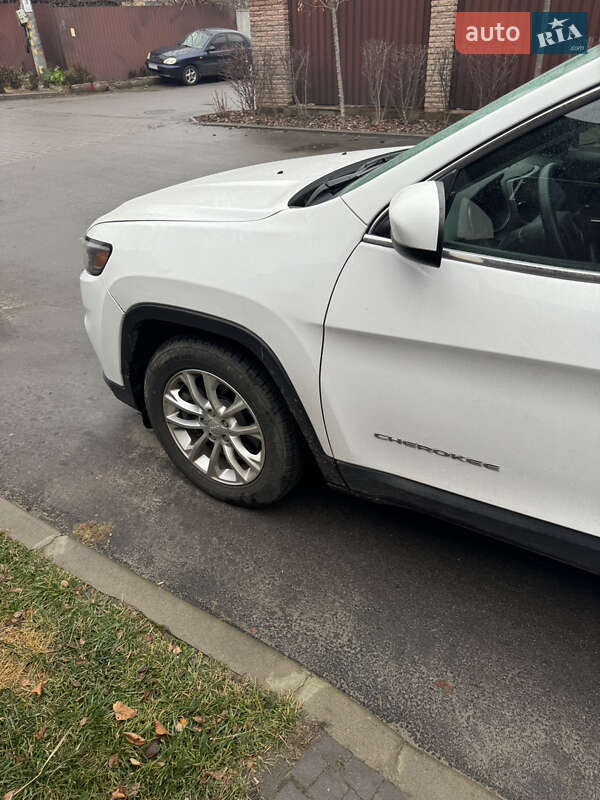 Позашляховик / Кросовер Jeep Cherokee 2018 в Києві