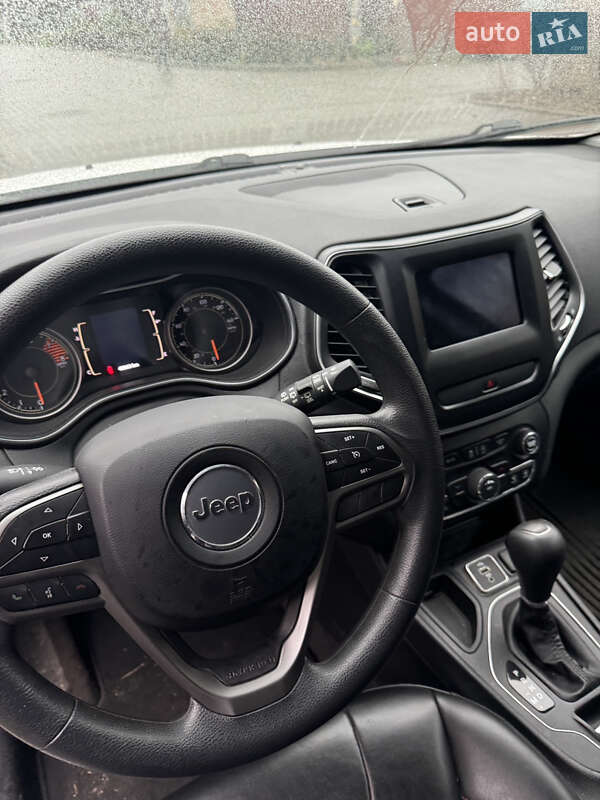 Позашляховик / Кросовер Jeep Cherokee 2018 в Києві