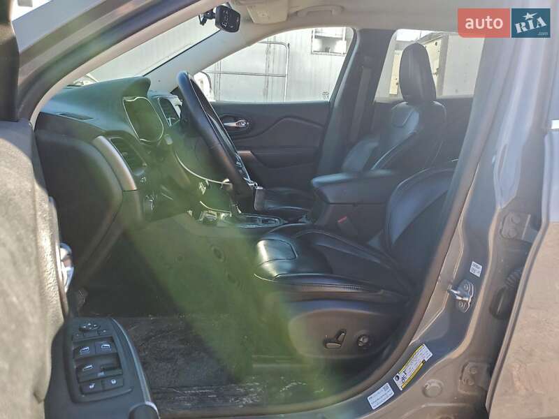 Позашляховик / Кросовер Jeep Cherokee 2020 в Харкові