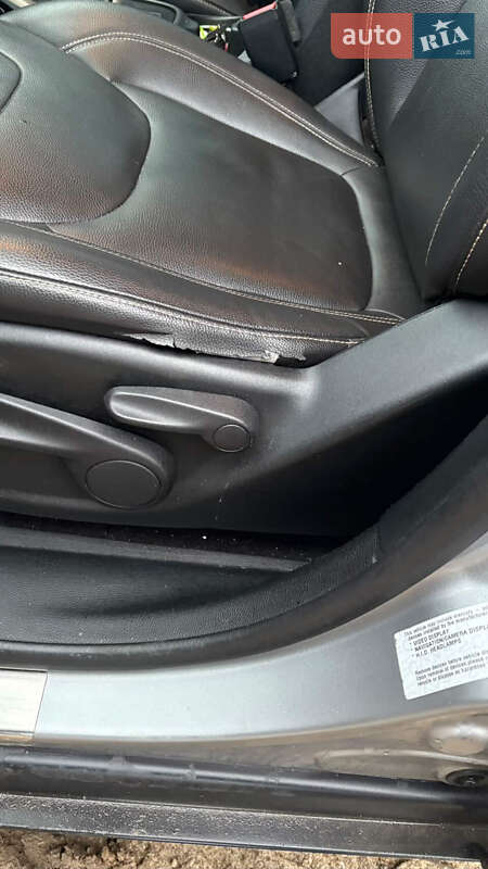 Внедорожник / Кроссовер Jeep Cherokee 2015 в Хмельницком фото 12 Внедорожник / Кроссовер Jeep Cherokee 2015 в Хмельницком