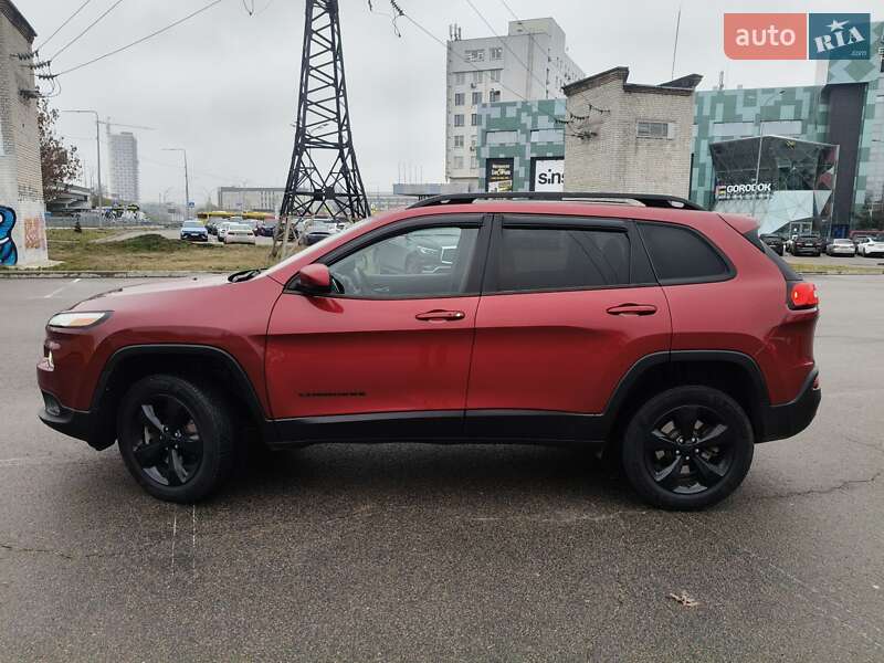 Внедорожник / Кроссовер Jeep Cherokee 2016 в Ирпене