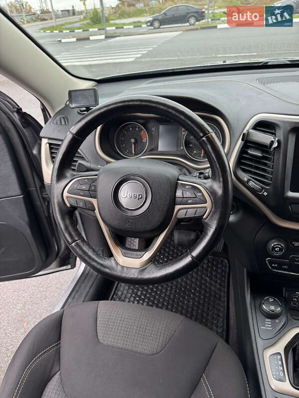 Позашляховик / Кросовер Jeep Cherokee 2016 в Харкові фото 15 Позашляховик / Кросовер Jeep Cherokee 2016 в Харкові