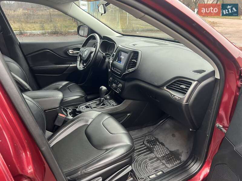 Внедорожник / Кроссовер Jeep Cherokee 2018 в Чернигове фото 24 Внедорожник / Кроссовер Jeep Cherokee 2018 в Чернигове