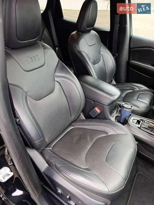 Внедорожник / Кроссовер Jeep Cherokee 2019 в Киеве фото 15 Внедорожник / Кроссовер Jeep Cherokee 2019 в Киеве