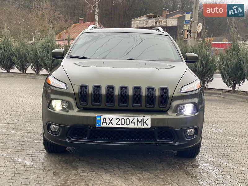 Позашляховик / Кросовер Jeep Cherokee 2015 в Полтаві фото 5 Позашляховик / Кросовер Jeep Cherokee 2015 в Полтаві